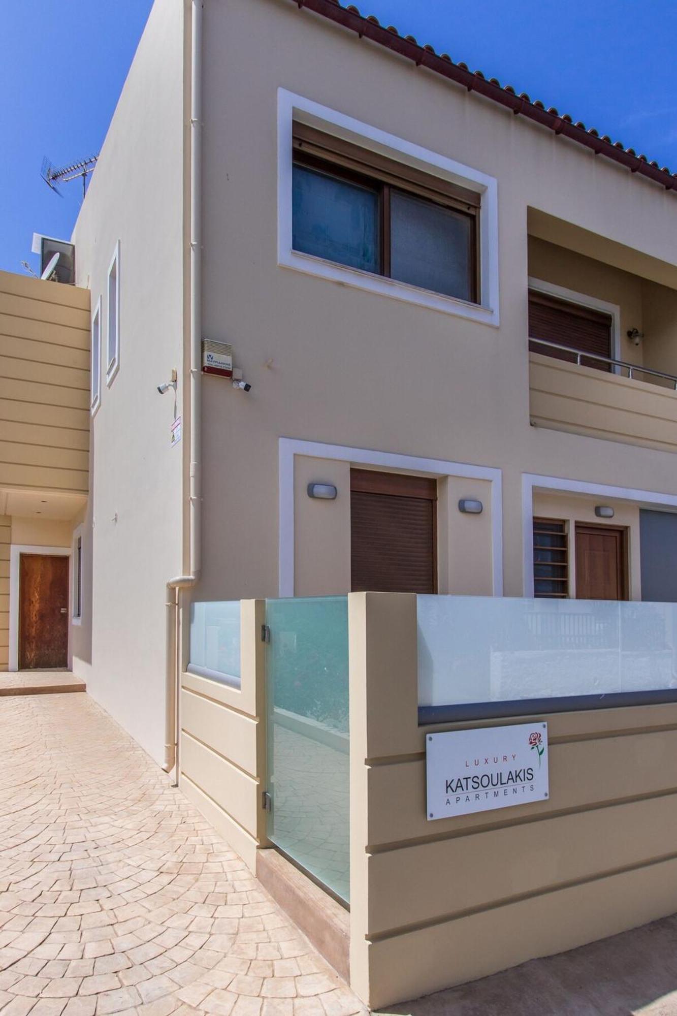 Luxury Katsoulakis Apartments In Countryside Alikianos Exterior foto
