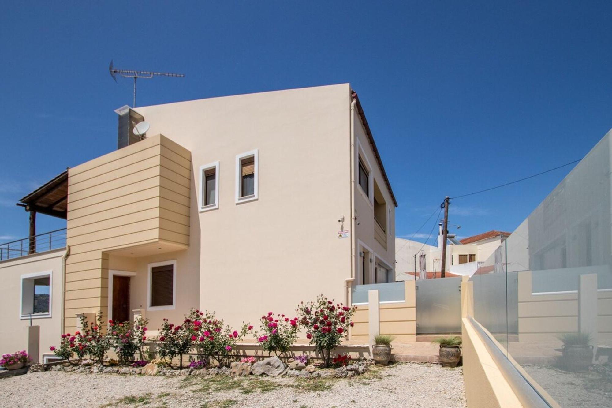 Luxury Katsoulakis Apartments In Countryside Alikianos Exterior foto